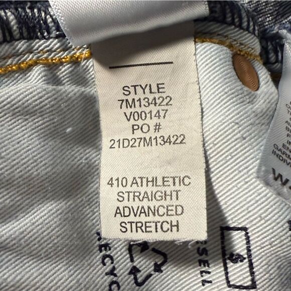 Lucky Brand style 410 athletic straight leg Stretch size 42 x 30 Jeans - Picture 12 of 13